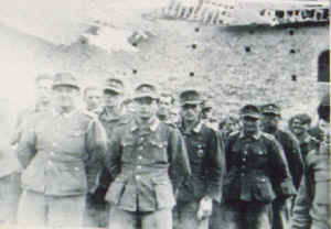 pangerl2.JPG (27124 bytes)